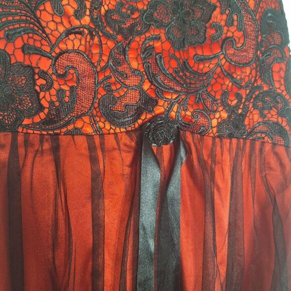 Whimsigoth Strapless Gown Corset Bridal Red & Black Lace Netting 20 / 22 - Picture 5 of 16